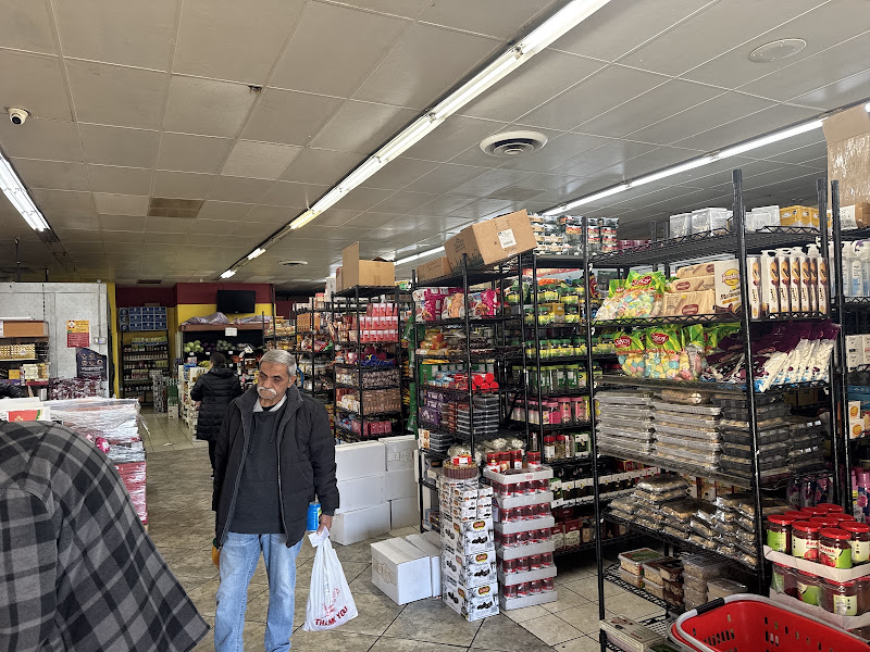 Zamzam Halal Supermarket 3
