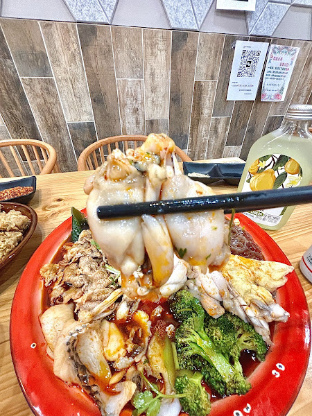 Old Street Chengpan Malatang 老街称盘麻辣烫 3