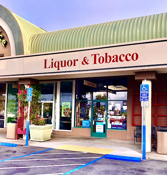 Vietnamese food and liquor store 4