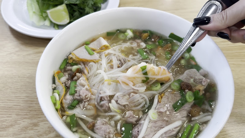 Quán Cả Cần - Bánh Bao & Hủ Tiếu Mỹ Tho 2
