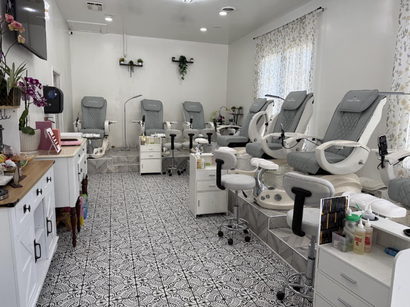 Four Seasons Beauty Lounge Fremont 1