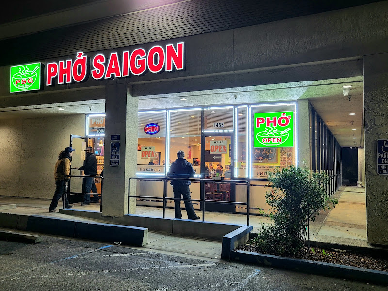 Phở Saigon Noodle House 1