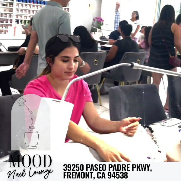 Mood Nail Lounge 2