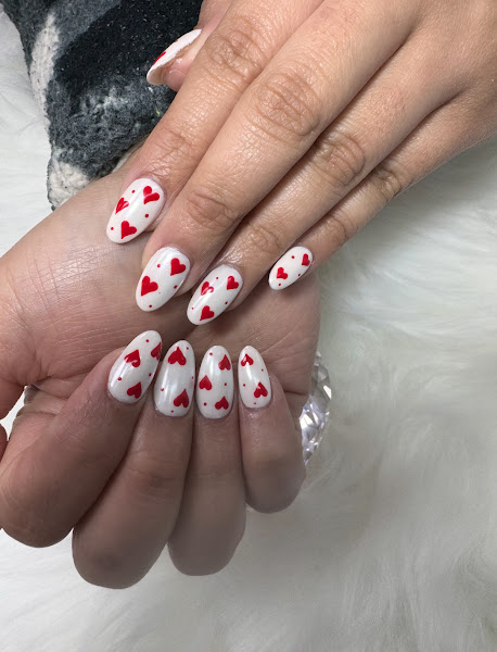 Luxe's Nails & Spa 4