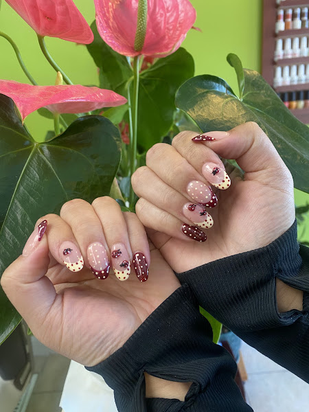 Anh's Nails & Spa 1