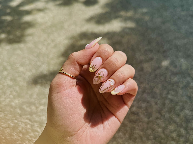 Pretty Nails Salon 3