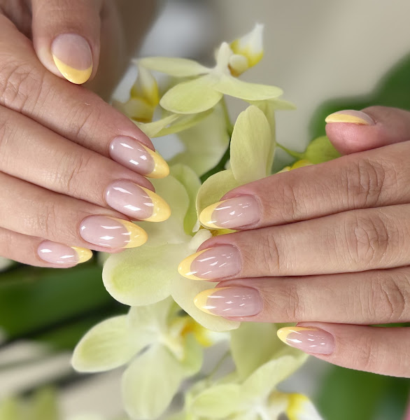 M’Jenn Nails & Spa 3