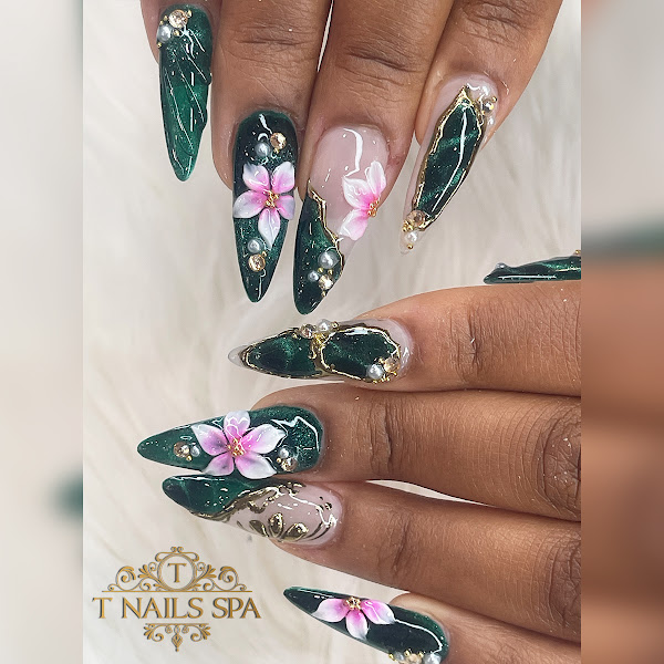 T Nails Spa 1