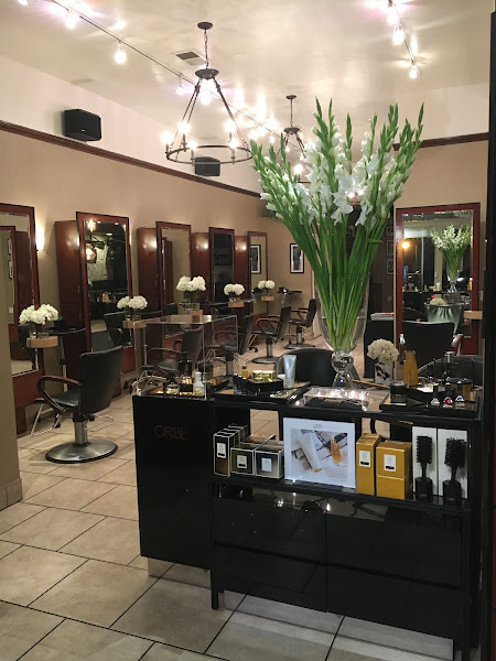 Tangles Salon & Spa 2