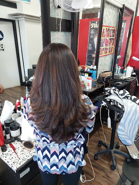 Mona Beauty Salon 4