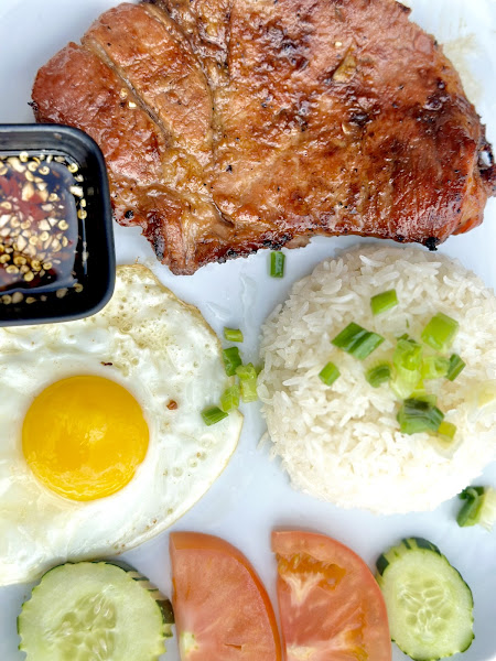 LV RESTAURANT & LOUNGE 3