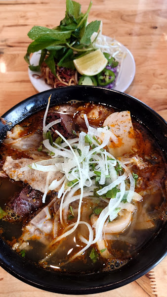 Huong Viet Restaurant 4