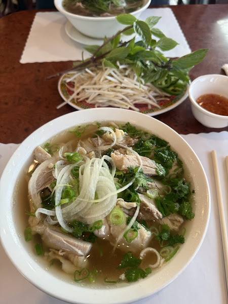 Phở Vie II Restaurant 3