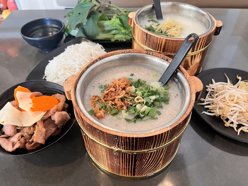 Canton Restaurant - Cháo Cá Chợ Cũ 3