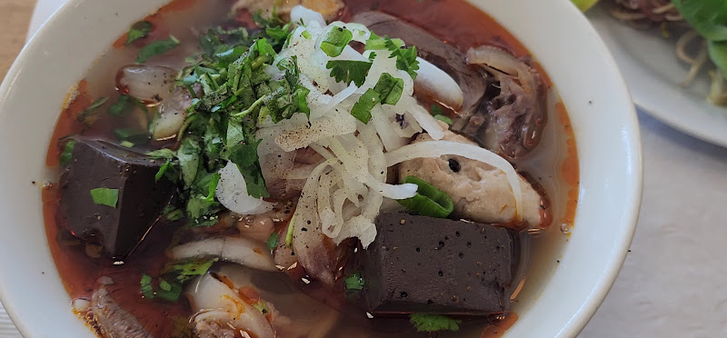 Hương Giang Restaurant 2