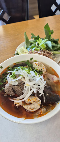 Hương Giang Restaurant 5