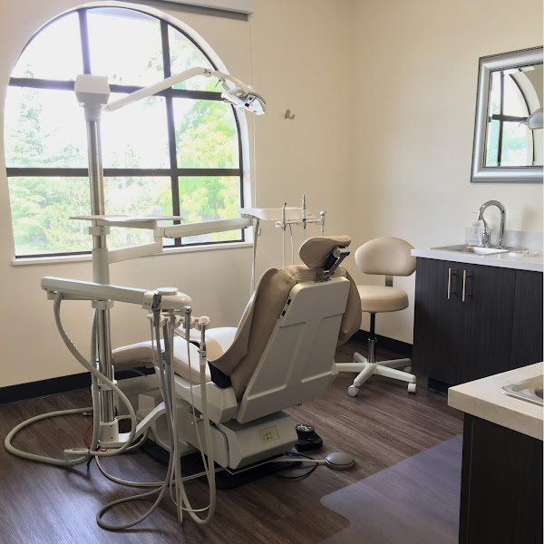 Leroy Owyang, DDS 1