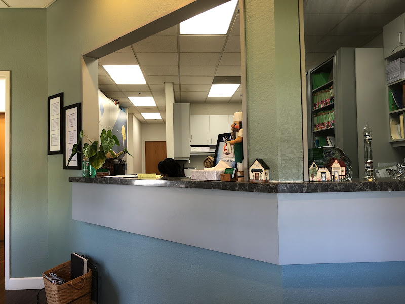 Dr. Stephen T. Wat, DDS 3