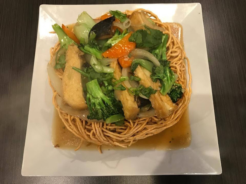 Golden Flower Veggie Vietnamese Restaurant 3