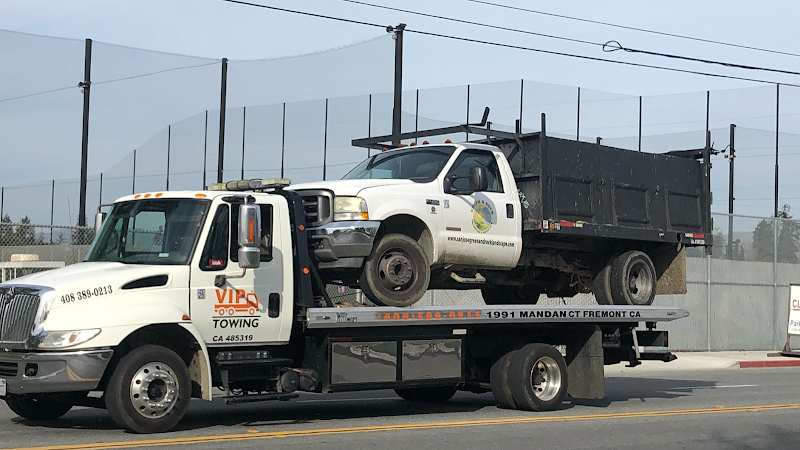 V.I.P Towing 1