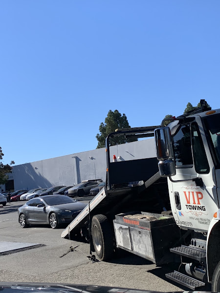 V.I.P Towing 4