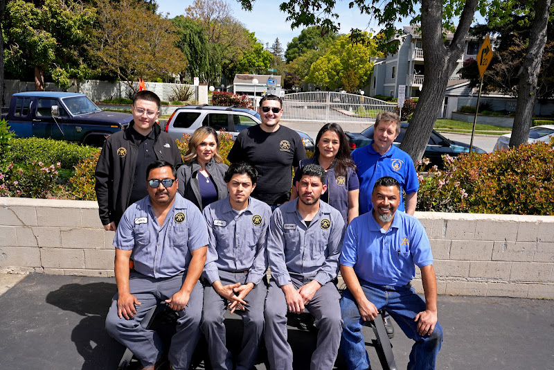 Aztek Auto Repair 1