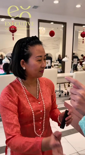 Executive Nails & Spa West University 2