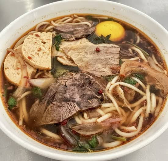 House of Pho 4