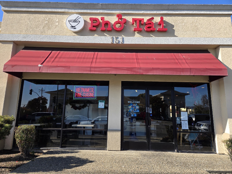 Pho Tai
