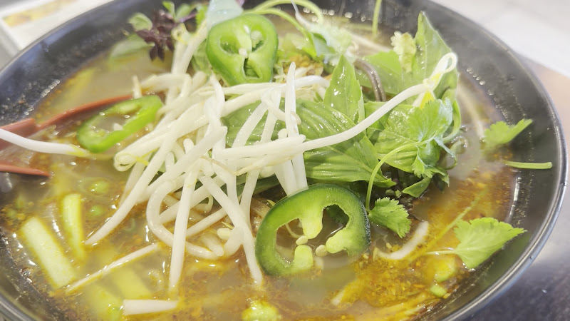Mom's Pho & Banh Mi 2
