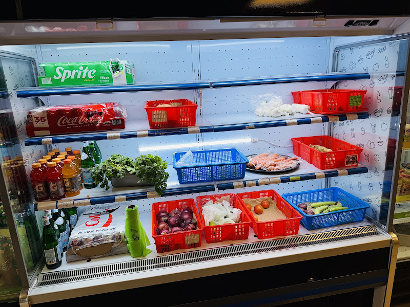 Khushi’s meat and grocery market 4