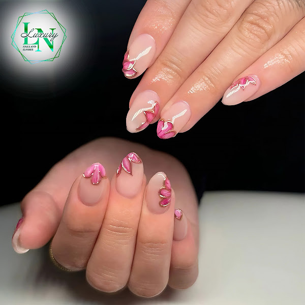 Luxury Nails & iLashes(10% off for first time clients on weekdays) 5