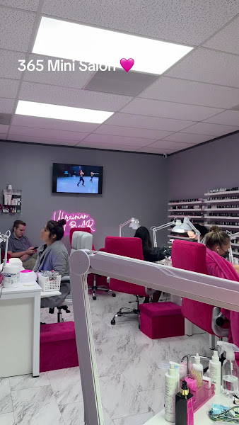 365 Mini Salon Russian manicure, Nail studio, Nail Salons Near me, Houston Tx 2