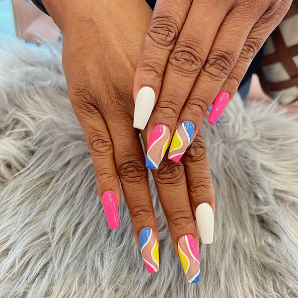 Aura Nail & Spa 1