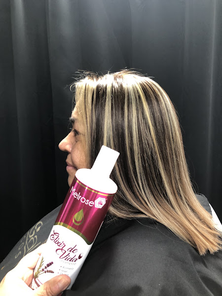 Sandra's Salon & Barber