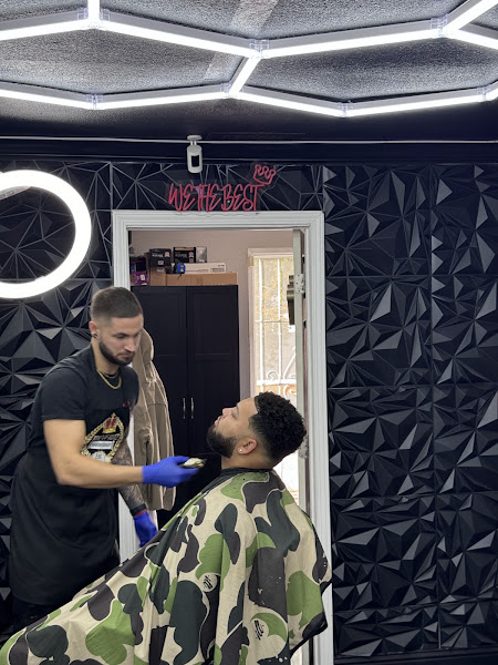 King of Kutz Barbershop and Braids 3