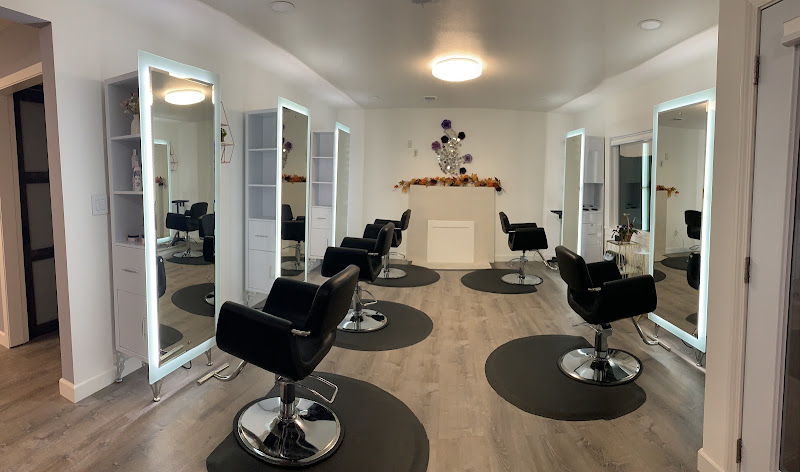 Lee Beauty Salon 3