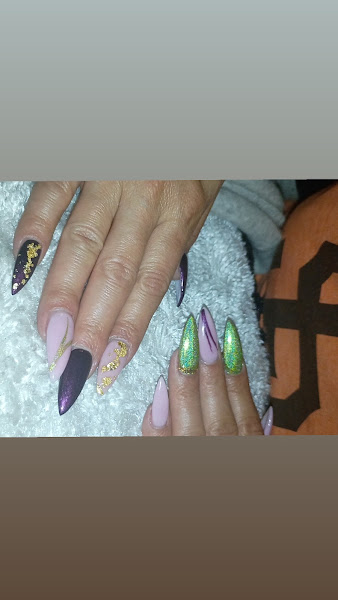 Jennifer's Hair & Nails 5