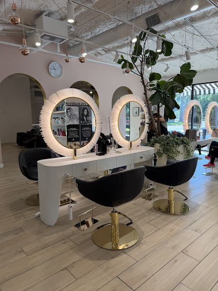 Studio A Salon 3