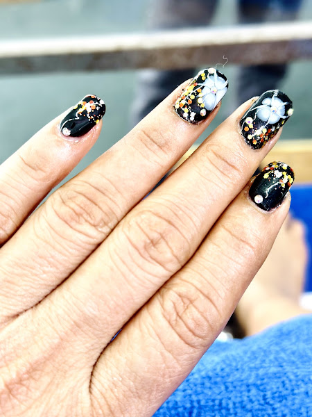 Long nails 4
