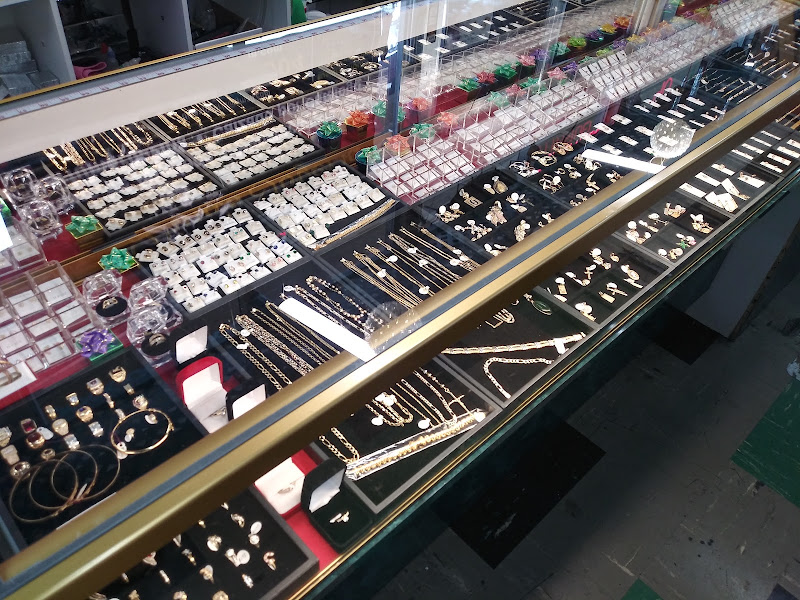 Dina's Jewelry 4