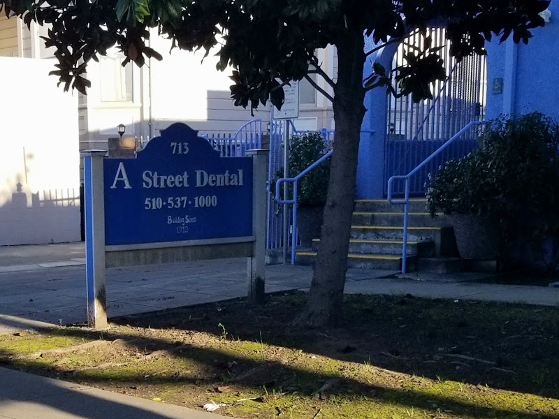 A Street Dental