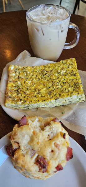 Mey Cafe and Bakery 3
