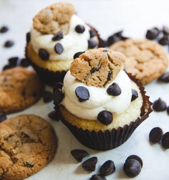 Cupcakin Bake Shop 4