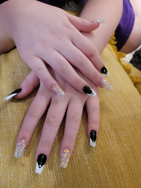 Queen Of The Day Nail and Spa 3