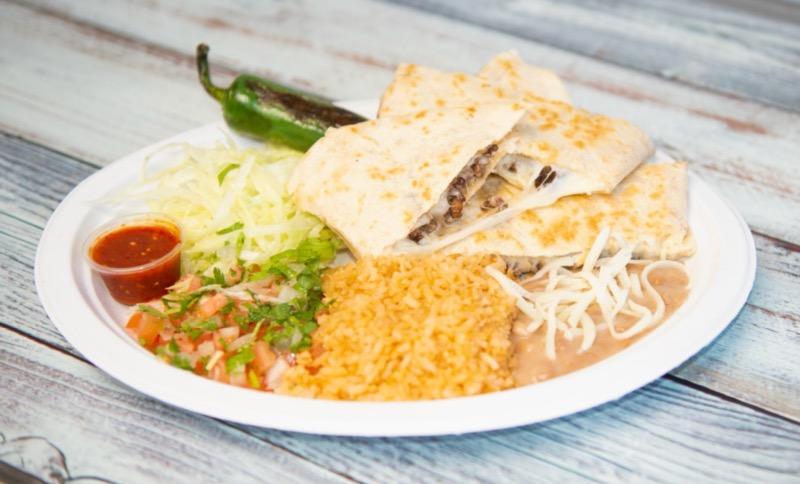 La Parrillada Feliz food truck Mexicana 3