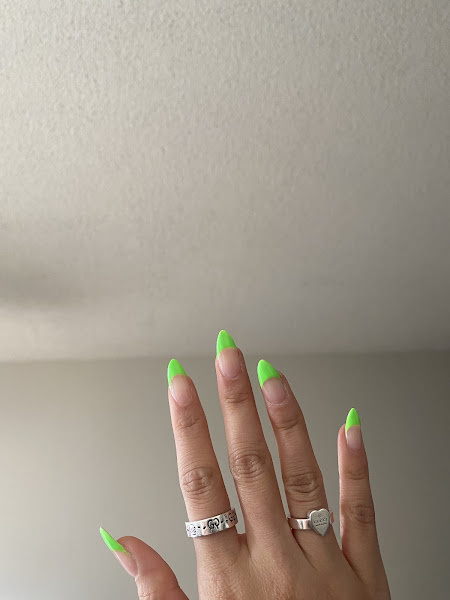 Berkeley Pinkies Salon 3