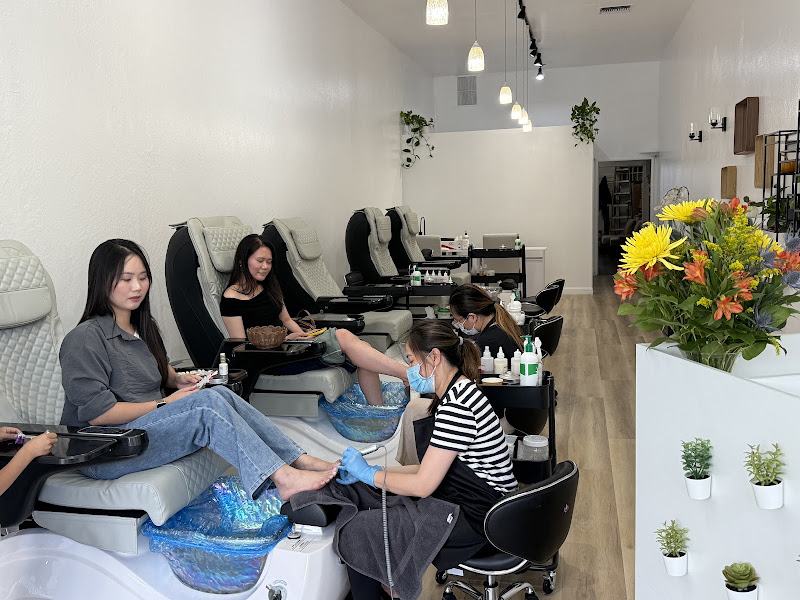Kay’s Nail Salon 4