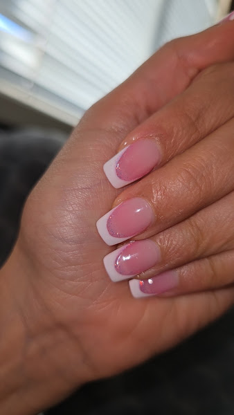 T & T Nails and Spa 4