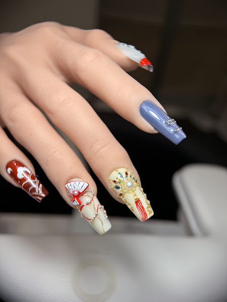 V Best Nail Art 4
